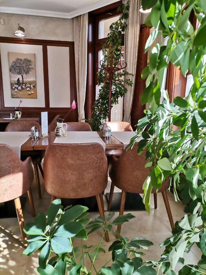 尼姆罗德生态餐厅&酒店 Karcag 外观 照片